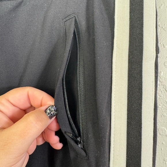 Athleta black drawstring XS stripe metro track elastic waist athletic joggers - Picture 12 of 12